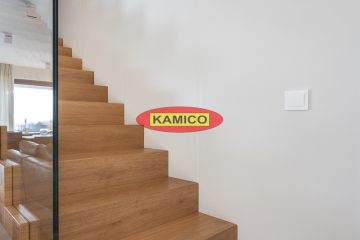 sciana-spiek-kamico