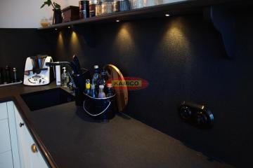 blatyczarnyantykowanygranit