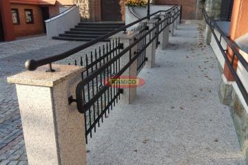 murki-z-granitu-palonego