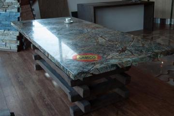 stol-z-trawertynu-forest-green